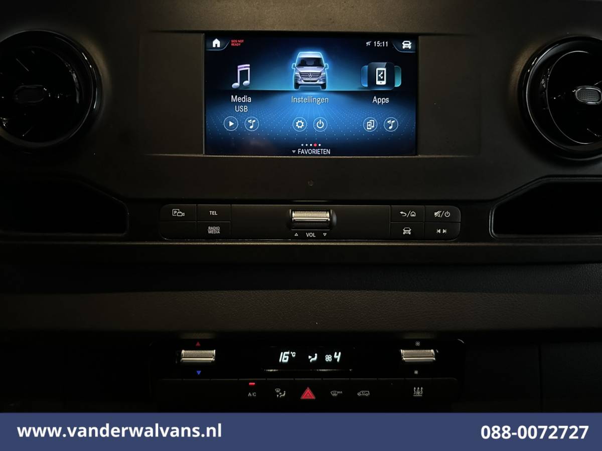 Mercedes-Benz Sprinter Mercedes-Benz Sprinter 315 CDI 150pk L2H2 Euro6 Airco | Camera | Apple Carplay | Cruisecontrol | Chauffeursstoel Android Auto, Parkeersensoren, Leder, Bijrijdersbank