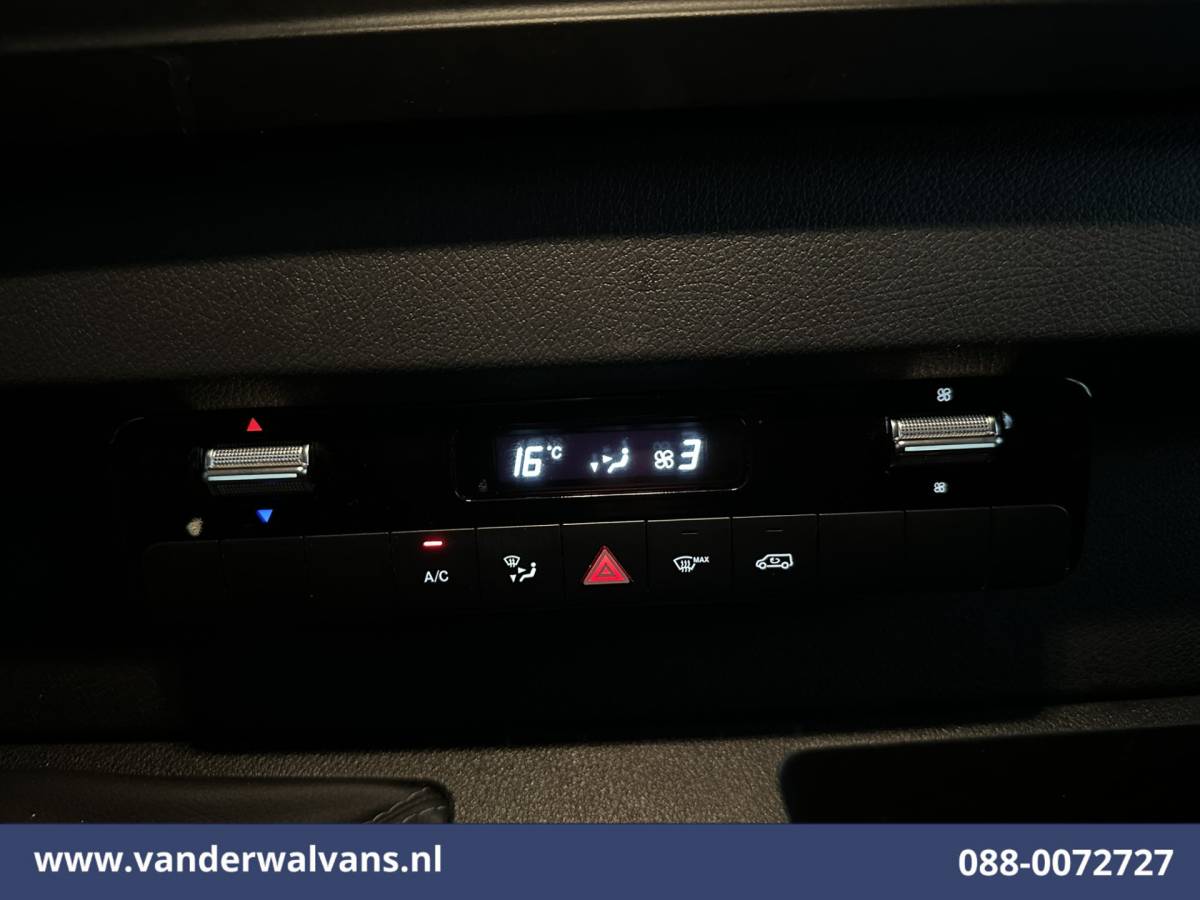 Mercedes-Benz Sprinter Mercedes-Benz Sprinter 211 CDI L2H2 Euro6 Airco | Camera | Trekhaak Bijrijdersbank