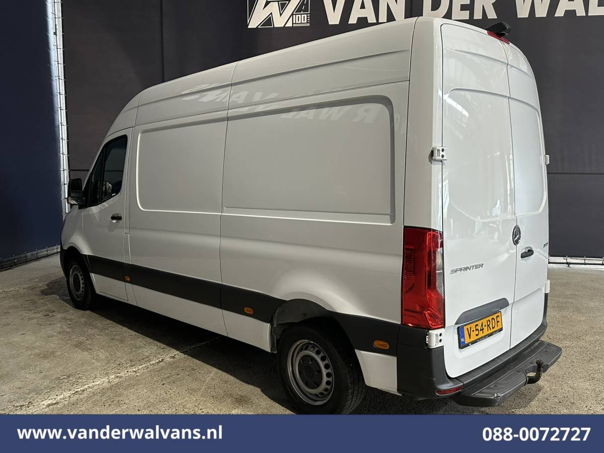 Mercedes-Benz Sprinter Mercedes-Benz Sprinter 211 CDI L2H2 Euro6 Airco | Camera | Trekhaak Bijrijdersbank