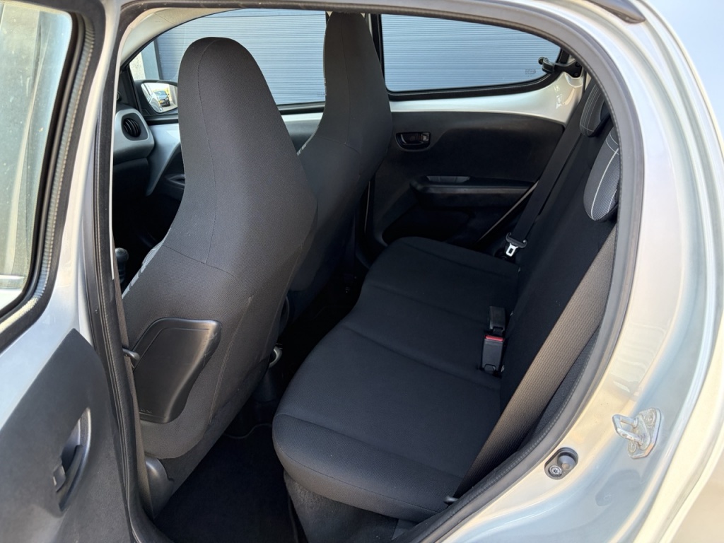 Peugeot 108 PEUGEOT 108 1.0 e-VTi 68pk 5D Active