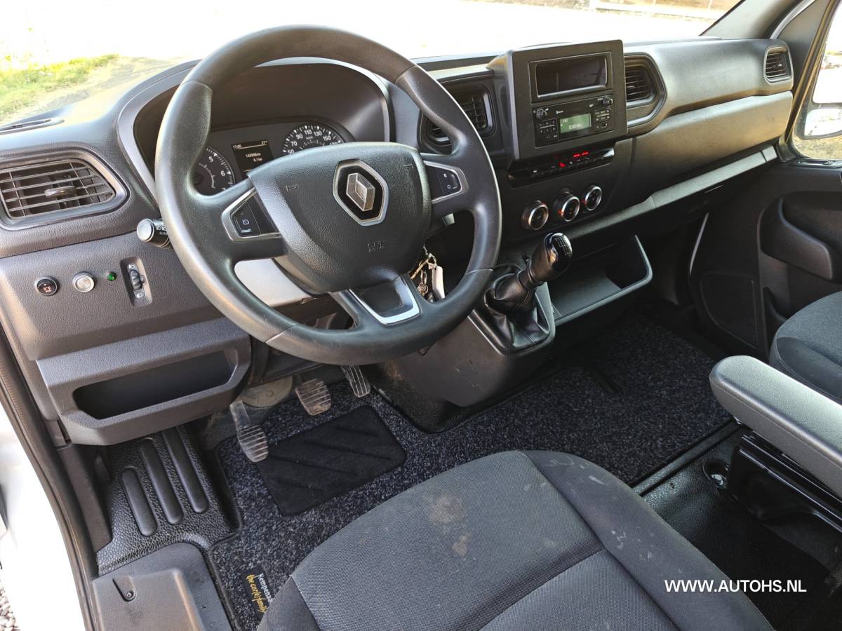 Renault Master Renault Master T35 2.3 dCi 135 L2H2 ,+ werkplaats inrichting , Euro 6 , 1e Eig , 140 PK , Apk 8- 2027 , Camera , leuke bus.
