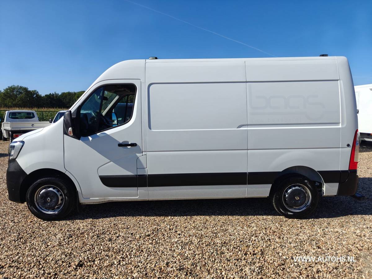 Renault Master Renault Master T35 2.3 dCi 135 L2H2 ,+ werkplaats inrichting , Euro 6 , 1e Eig , 140 PK , Apk 8- 2027 , Camera , leuke bus.