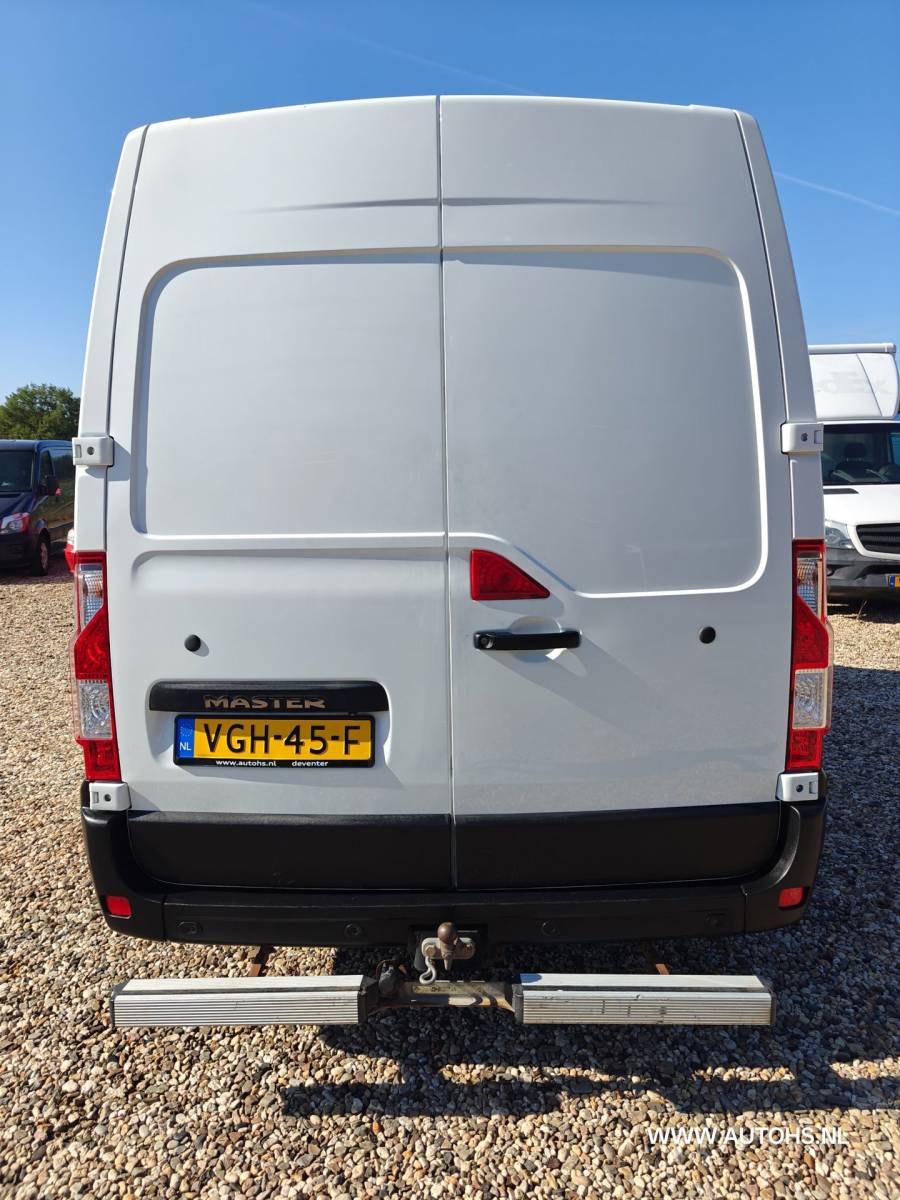 Renault Master Renault Master T35 2.3 dCi 135 L2H2 ,+ werkplaats inrichting , Euro 6 , 1e Eig , 140 PK , Apk 8- 2027 , Camera , leuke bus.