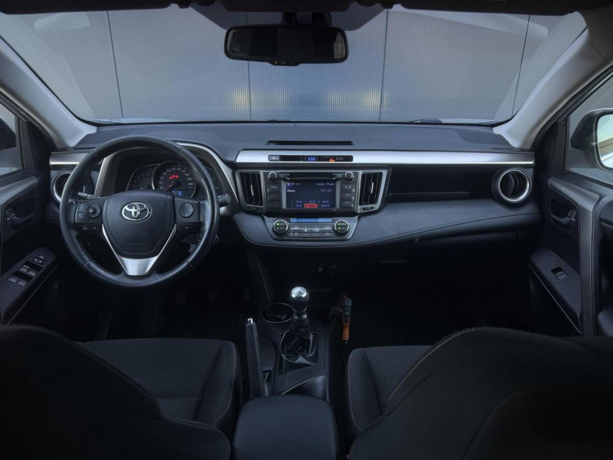 Toyota RAV4 Toyota RAV4 2.2 D-4D 4WD Grijs Kenteken – 2e Eigenaar – Camera – Clima – Trekhaak