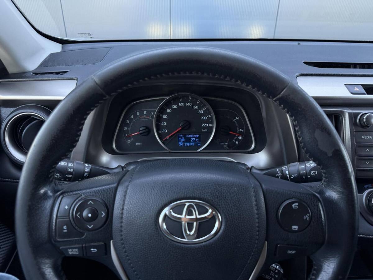 Toyota RAV4 Toyota RAV4 2.2 D-4D 4WD Grijs Kenteken – 2e Eigenaar – Camera – Clima – Trekhaak