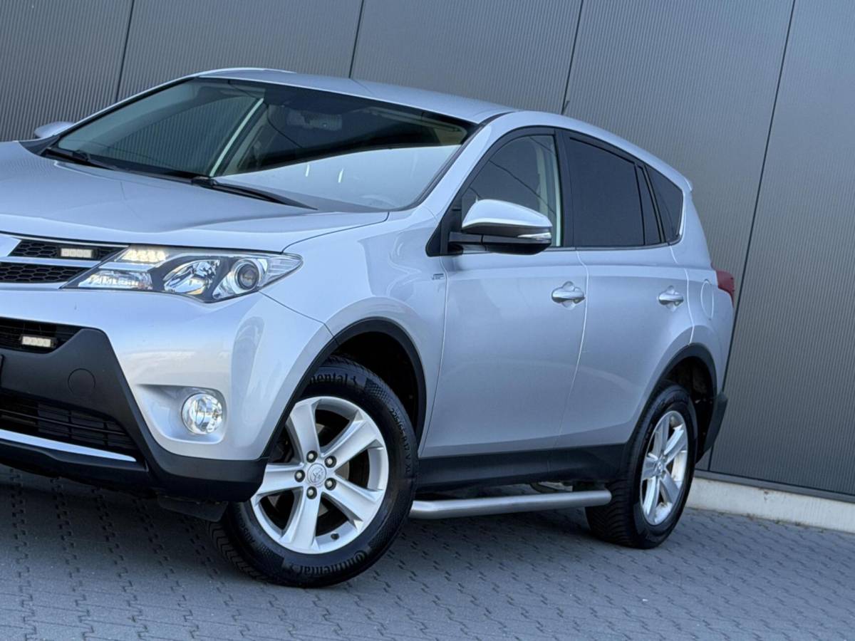 Toyota RAV4 Toyota RAV4 2.2 D-4D 4WD Grijs Kenteken – 2e Eigenaar – Camera – Clima – Trekhaak