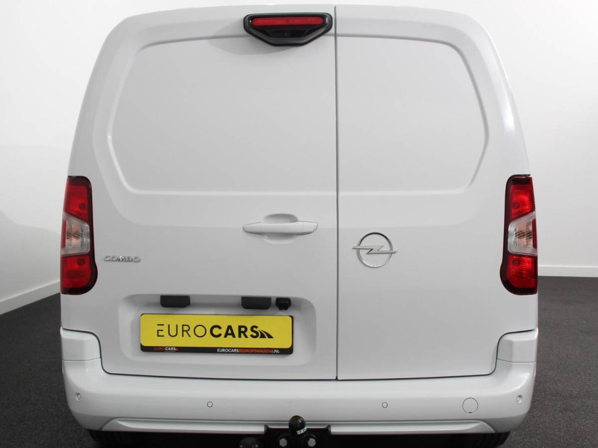 Opel Combo Opel Combo 1.5 BlueHDi 130PK L2 Automaat Apple Carplay / Android Auto Navigatie Trekhaak Airco Camera Cruise Control Parkeersensoren V+A DAB