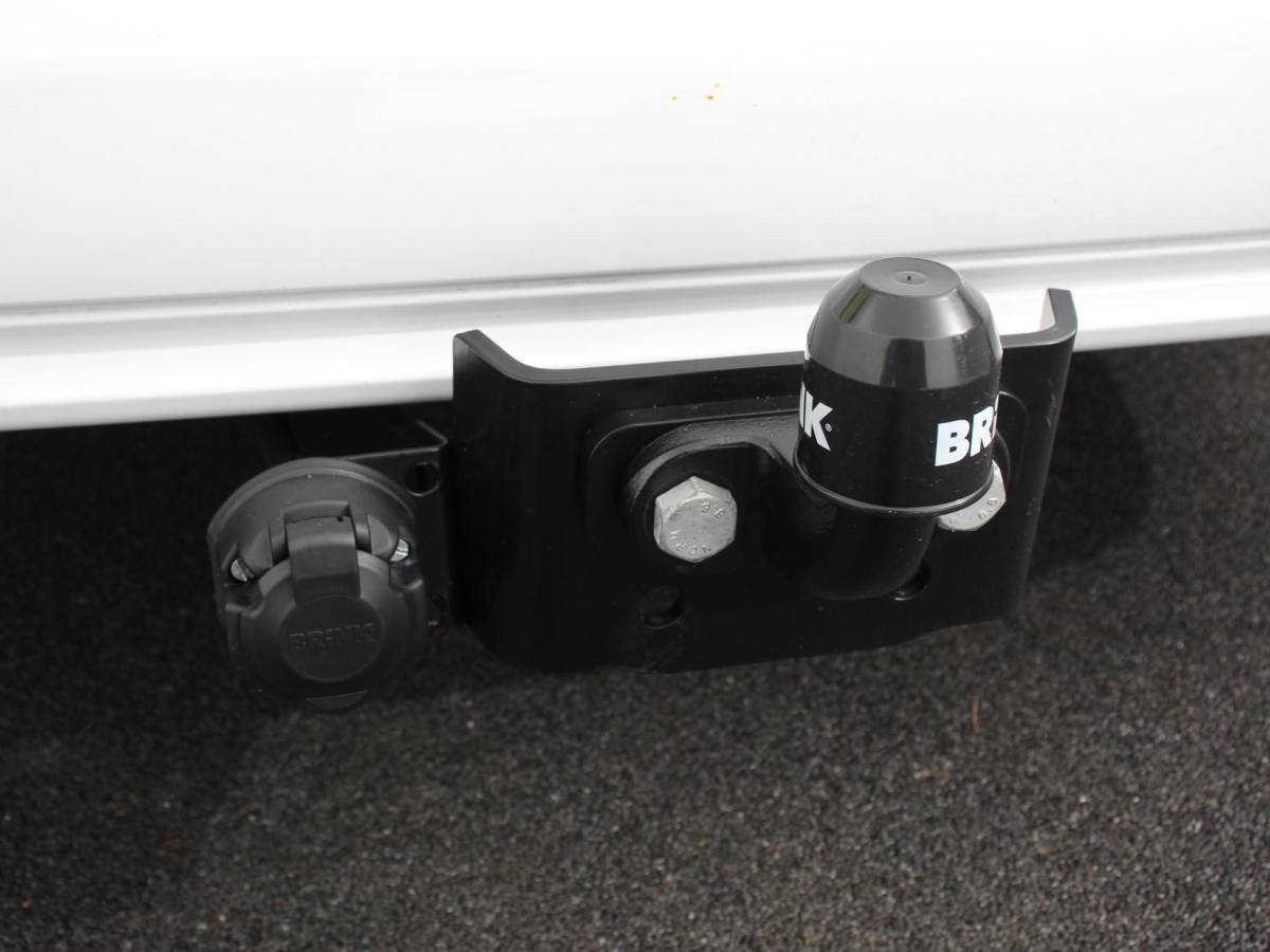 Opel Combo Opel Combo 1.5 BlueHDi 130PK L2 Automaat Apple Carplay / Android Auto Navigatie Trekhaak Airco Camera Cruise Control Parkeersensoren V+A DAB