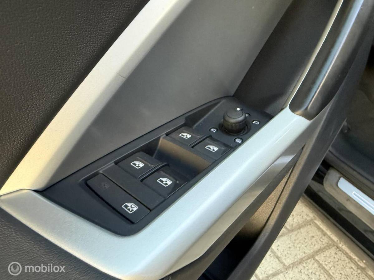 Audi Q3 Audi Q3 Sportback 45 TFSI e S-line Carplay/LED/Leder/Winterpakket
