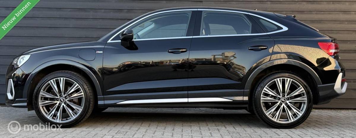 Audi Q3 Audi Q3 Sportback 45 TFSI e S-line Carplay/LED/Leder/Winterpakket
