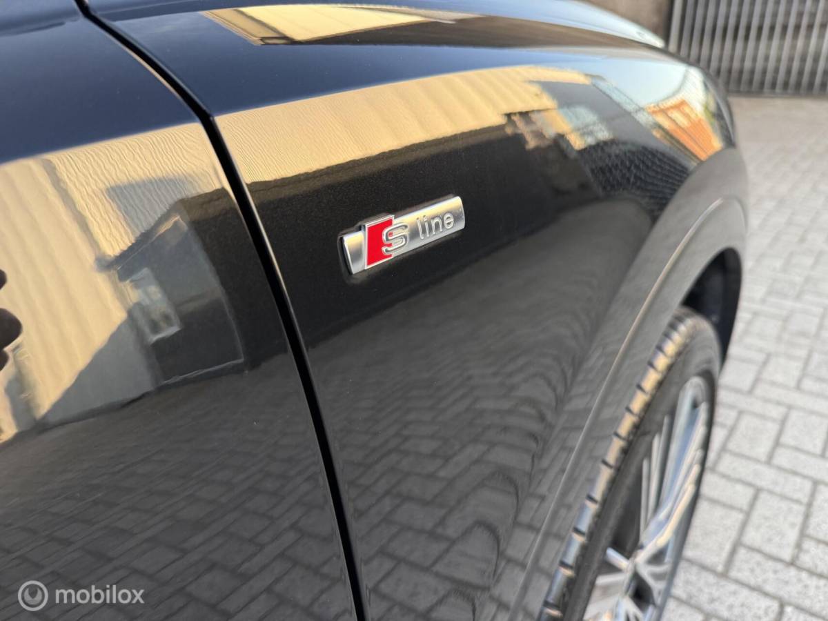 Audi Q3 Audi Q3 Sportback 45 TFSI e S-line Carplay/LED/Leder/Winterpakket