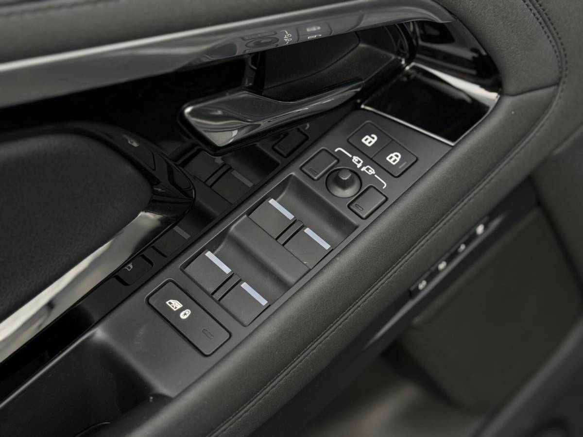 Land Rover Range Rover Evoque Range Rover Evoque 1.5 P300e AWD R-Dynamic| Panodak| Keyless