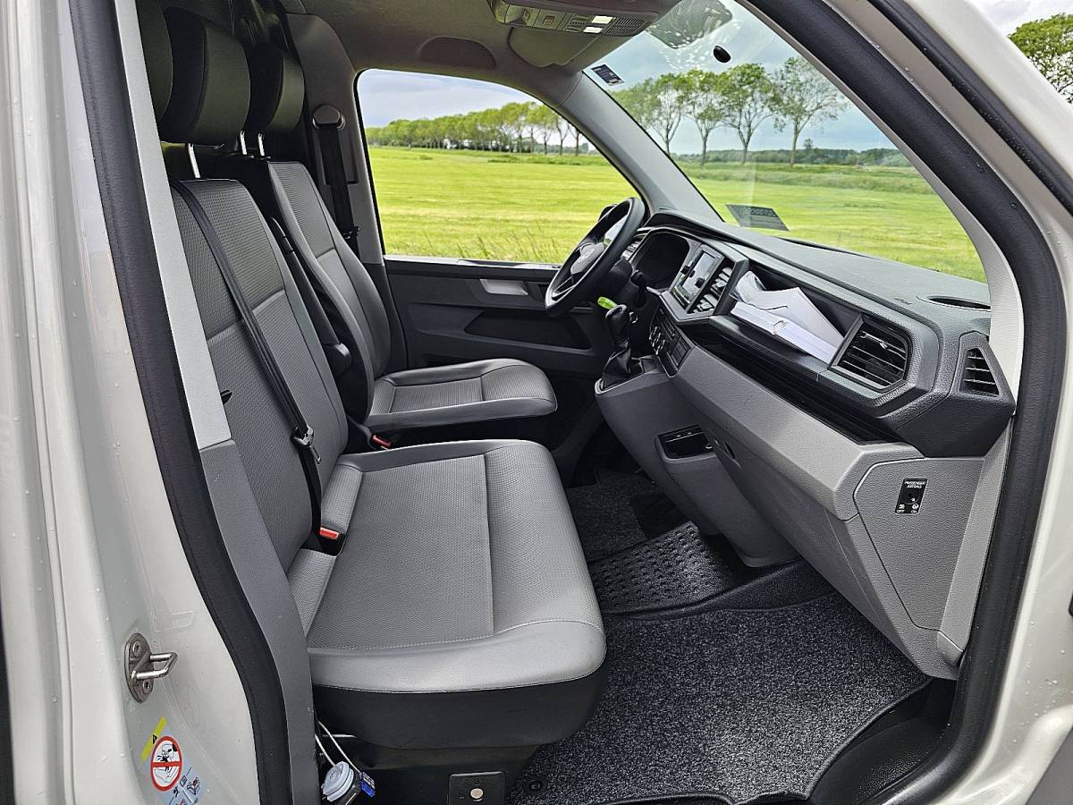 Volkswagen Transporter VOLKSWAGEN TRANSPORTER 2.0 TDI t6.1 l2h1 automaat!