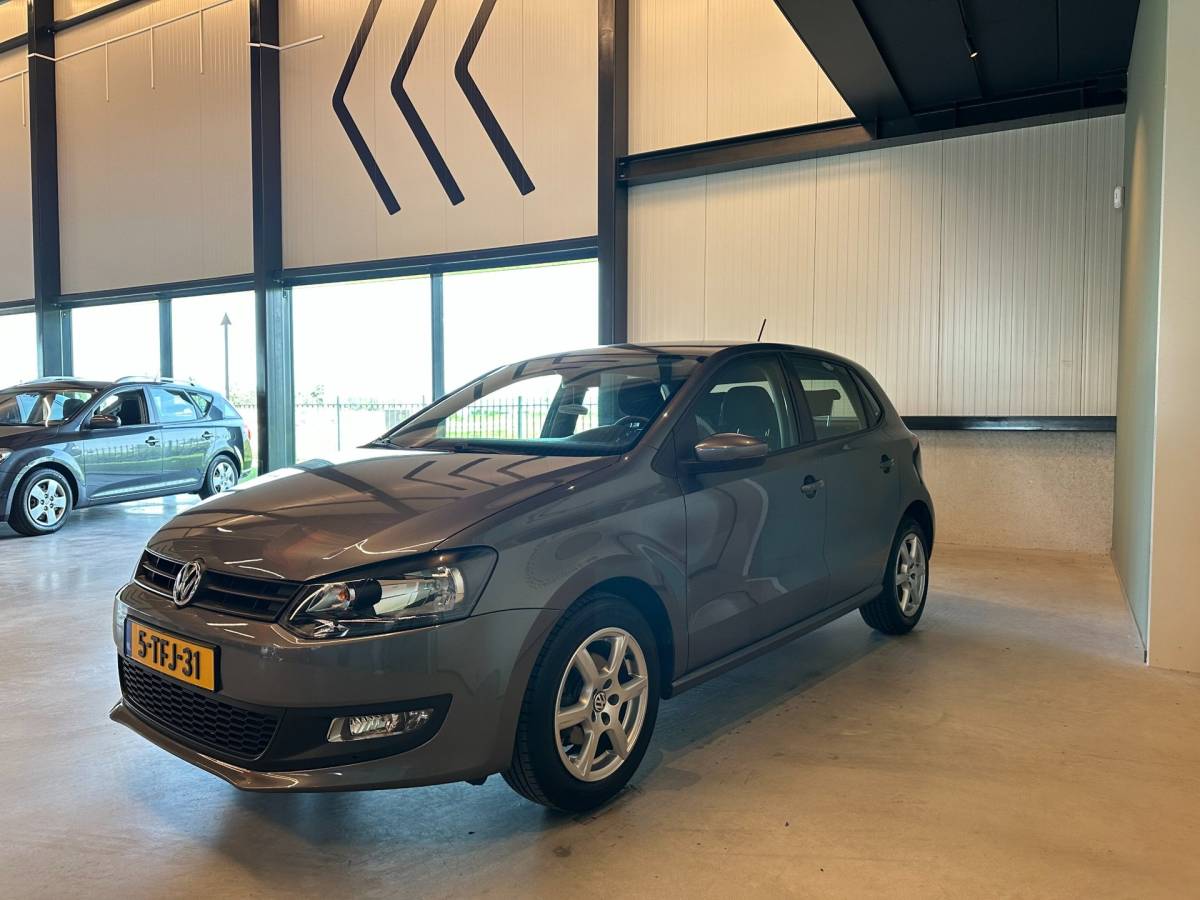 Volkswagen Polo Volkswagen Polo 1.2 TSI 5-DEURS COMFORTLINE|AIRCO|CRUISE CONTROL|TREKHAAK|LM-VELGEN|ISOFIX|nwe APK+ONDERHOUDSBEURT BIJ AFLEVERING