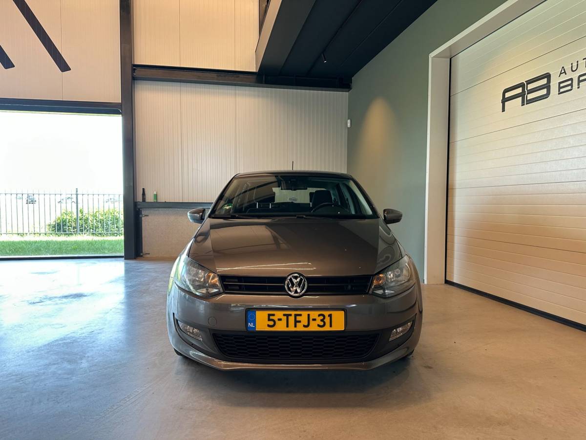 Volkswagen Polo Volkswagen Polo 1.2 TSI 5-DEURS COMFORTLINE|AIRCO|CRUISE CONTROL|TREKHAAK|LM-VELGEN|ISOFIX|nwe APK+ONDERHOUDSBEURT BIJ AFLEVERING