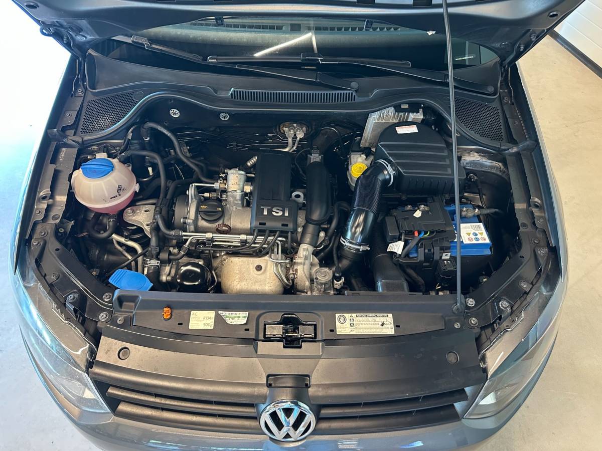 Volkswagen Polo Volkswagen Polo 1.2 TSI 5-DEURS COMFORTLINE|AIRCO|CRUISE CONTROL|TREKHAAK|LM-VELGEN|ISOFIX|nwe APK+ONDERHOUDSBEURT BIJ AFLEVERING