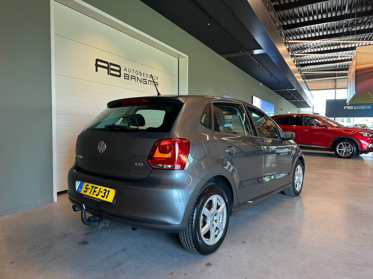 Volkswagen Polo Volkswagen Polo 1.2 TSI 5-DEURS COMFORTLINE|AIRCO|CRUISE CONTROL|TREKHAAK|LM-VELGEN|ISOFIX|nwe APK+ONDERHOUDSBEURT BIJ AFLEVERING