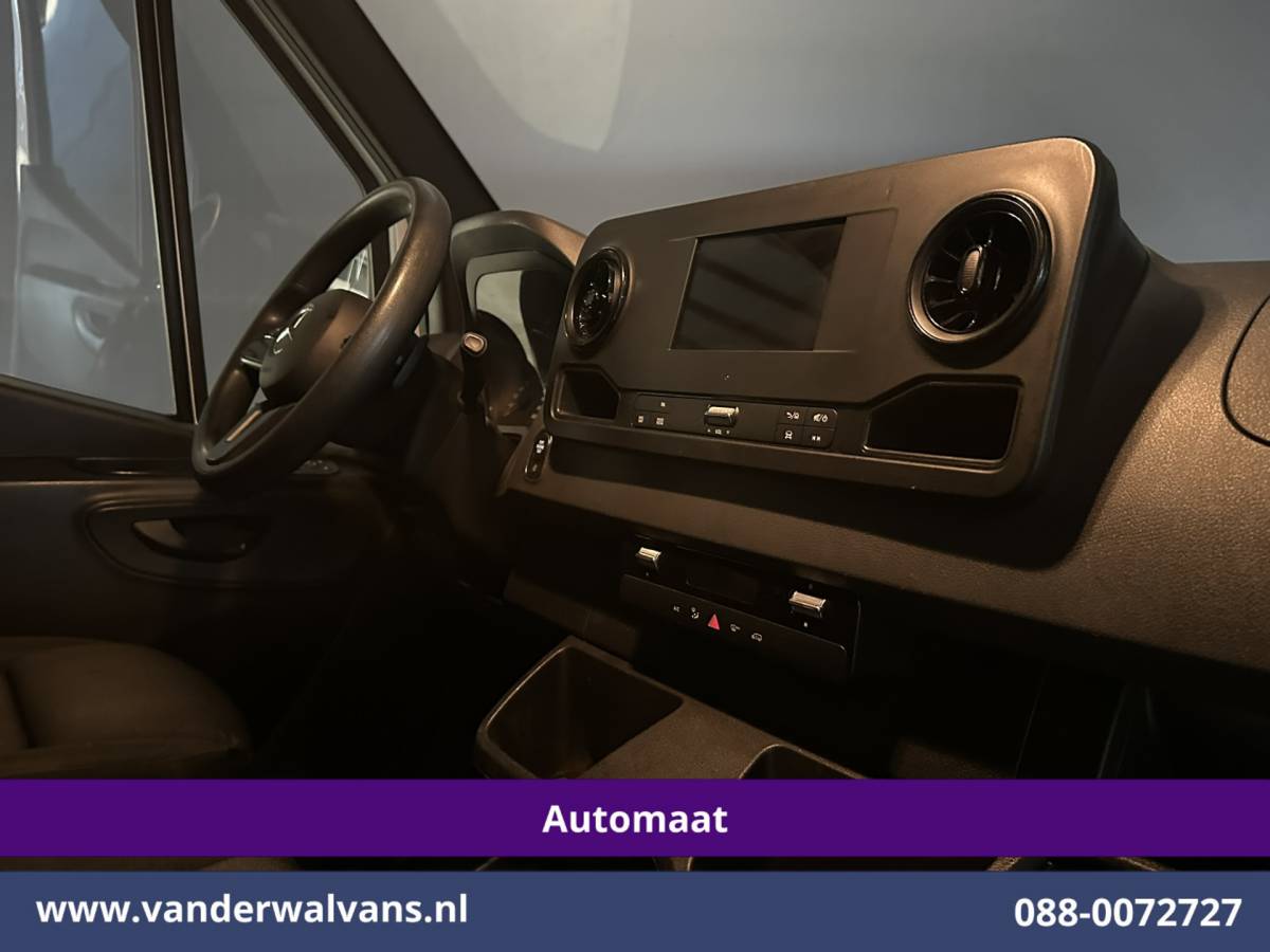 Mercedes-Benz Sprinter Mercedes-Benz Sprinter 317 CDI 170pk 9G-Tronic Automaat 3500kg Trekhaak L2H2 Euro6 Airco | Navigatie | Apple Carplay Android Auto, Bijrijdersbank