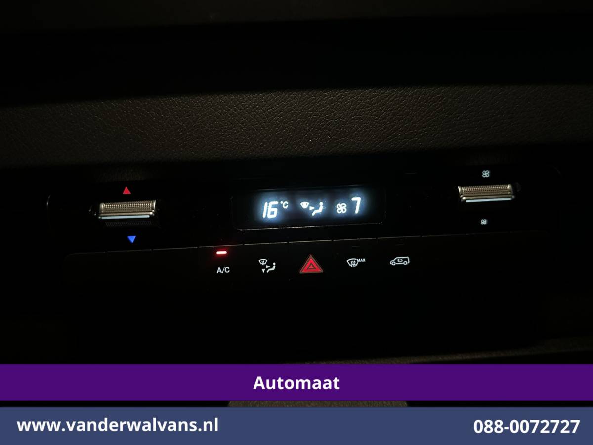 Mercedes-Benz Sprinter Mercedes-Benz Sprinter 317 CDI 170pk 9G-Tronic Automaat 3500kg Trekhaak L2H2 Euro6 Airco | Navigatie | Apple Carplay Android Auto, Bijrijdersbank