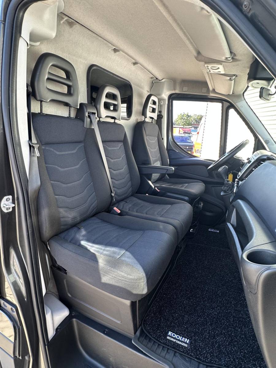 Iveco Daily Iveco Daily 35S14V 2.3 L1H1 3500kg trekgewicht automaat MARGE