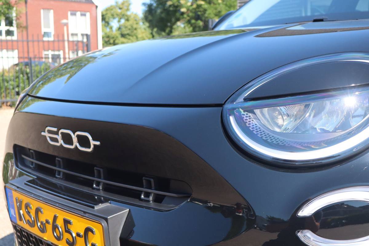 Fiat 600 Fiat 600 1.2 Hybrid Urban