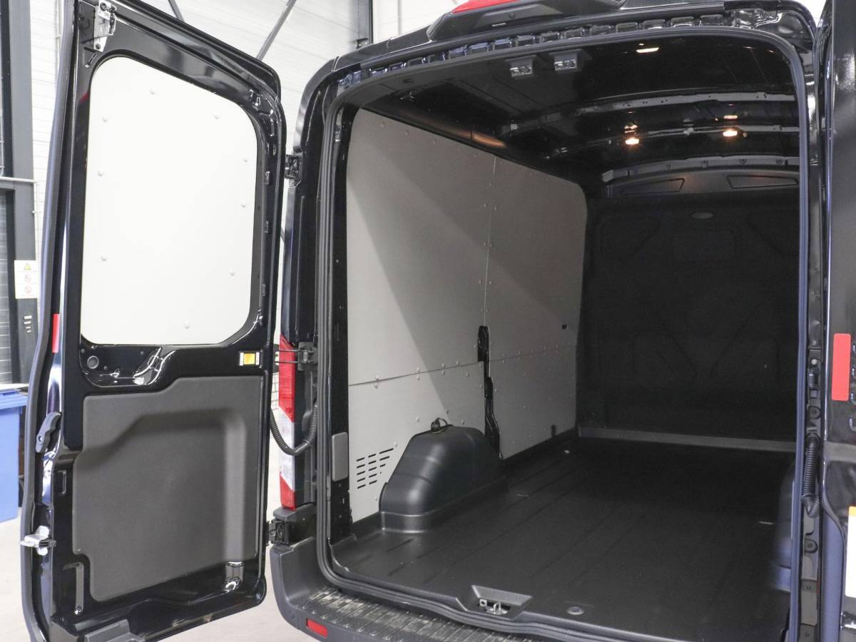 Ford Transit Ford Transit 290 2.0 TDCI L2H2 Trend Airco Bluetooth Camera  Cruise Control