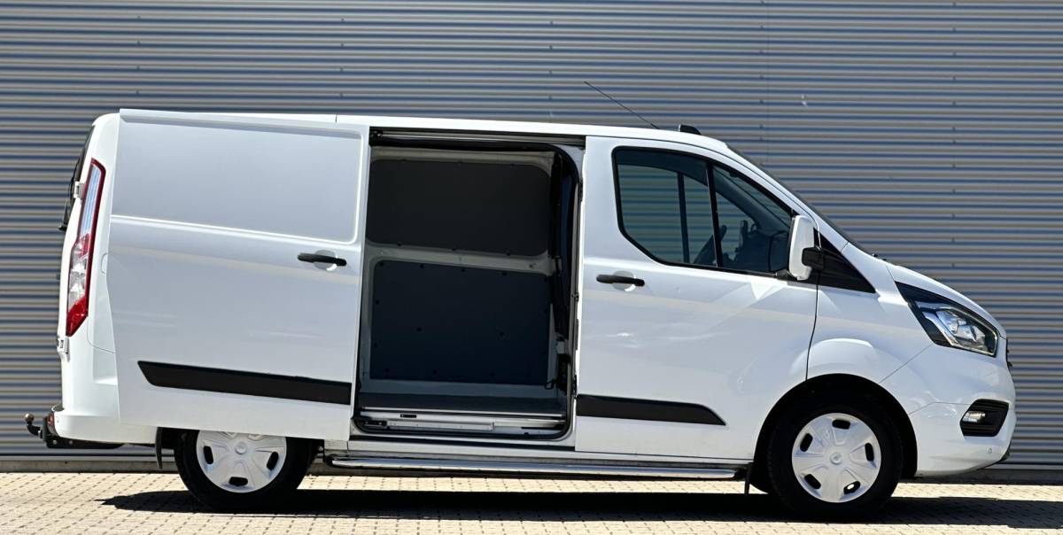 Ford Transit Custom Ford Transit Custom 280 2.0 TDCI L1H1 Trend Automaat|Navi|Cruise|Trekh Omvormer