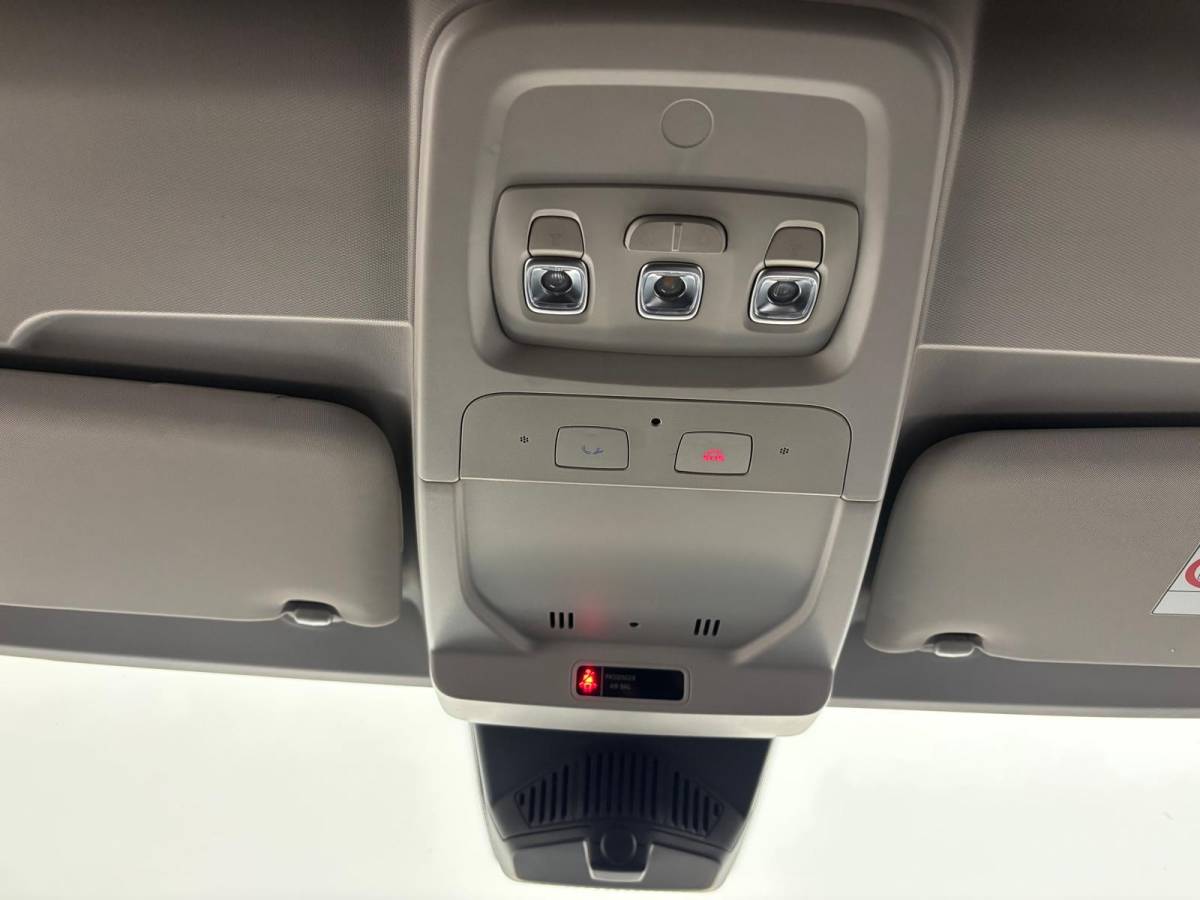 Mercedes-Benz Citan Mercedes-Benz Citan 110 CDI Pro Airco Cruise control Achteruitrijcamera Verwarmde stoel Trekhaak Parkeersensor achter Apple Carplay/ Android Auto