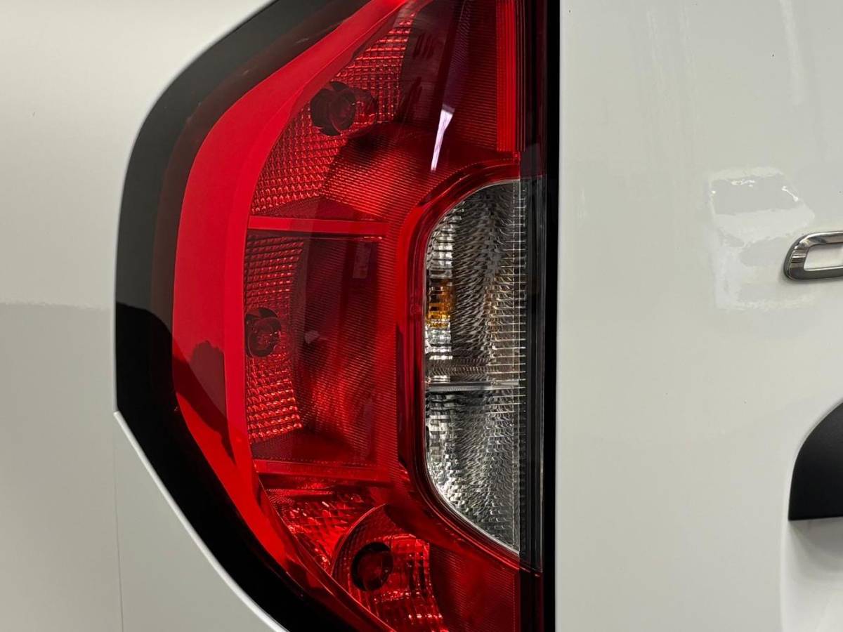 Mercedes-Benz Citan Mercedes-Benz Citan 110 CDI Pro Airco Cruise control Achteruitrijcamera Verwarmde stoel Trekhaak Parkeersensor achter Apple Carplay/ Android Auto