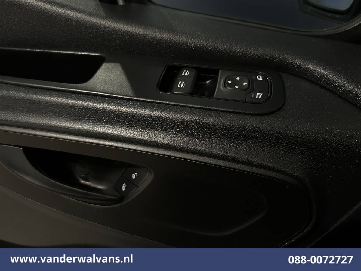 Mercedes-Benz Sprinter Mercedes-Benz Sprinter 317 CDI 170pk L3H2 Euro6 Airco | Camera | Navigatie | Cruisecontrol Parkeersensoren, Bijrijdersbank