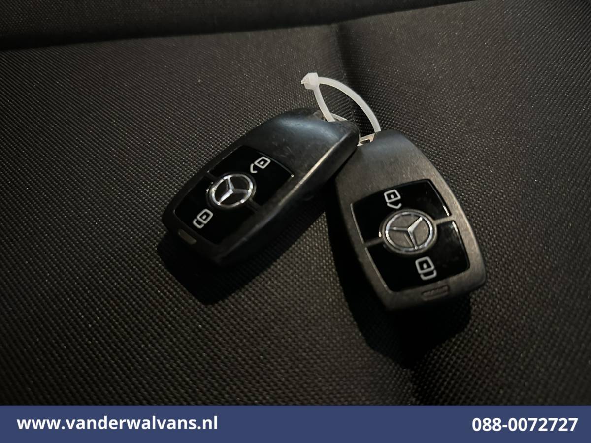 Mercedes-Benz Sprinter Mercedes-Benz Sprinter 317 CDI 170pk L3H2 Euro6 Airco | Camera | Navigatie | Cruisecontrol Parkeersensoren, Bijrijdersbank
