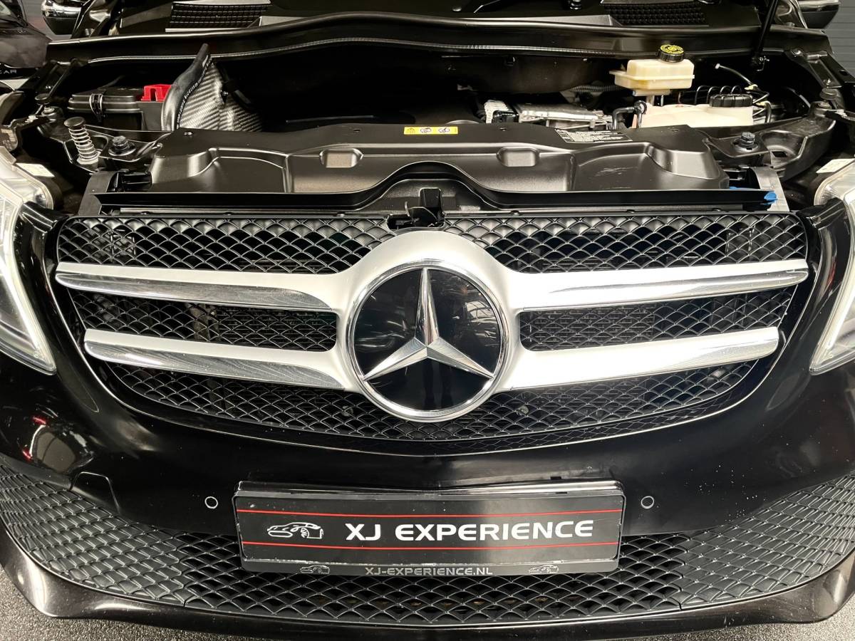 Mercedes-Benz V-Klasse Mercedes-Benz V-KLASSE 300d Lang DC Avantgarde/240 PK/PANO/NAVI/MARGE