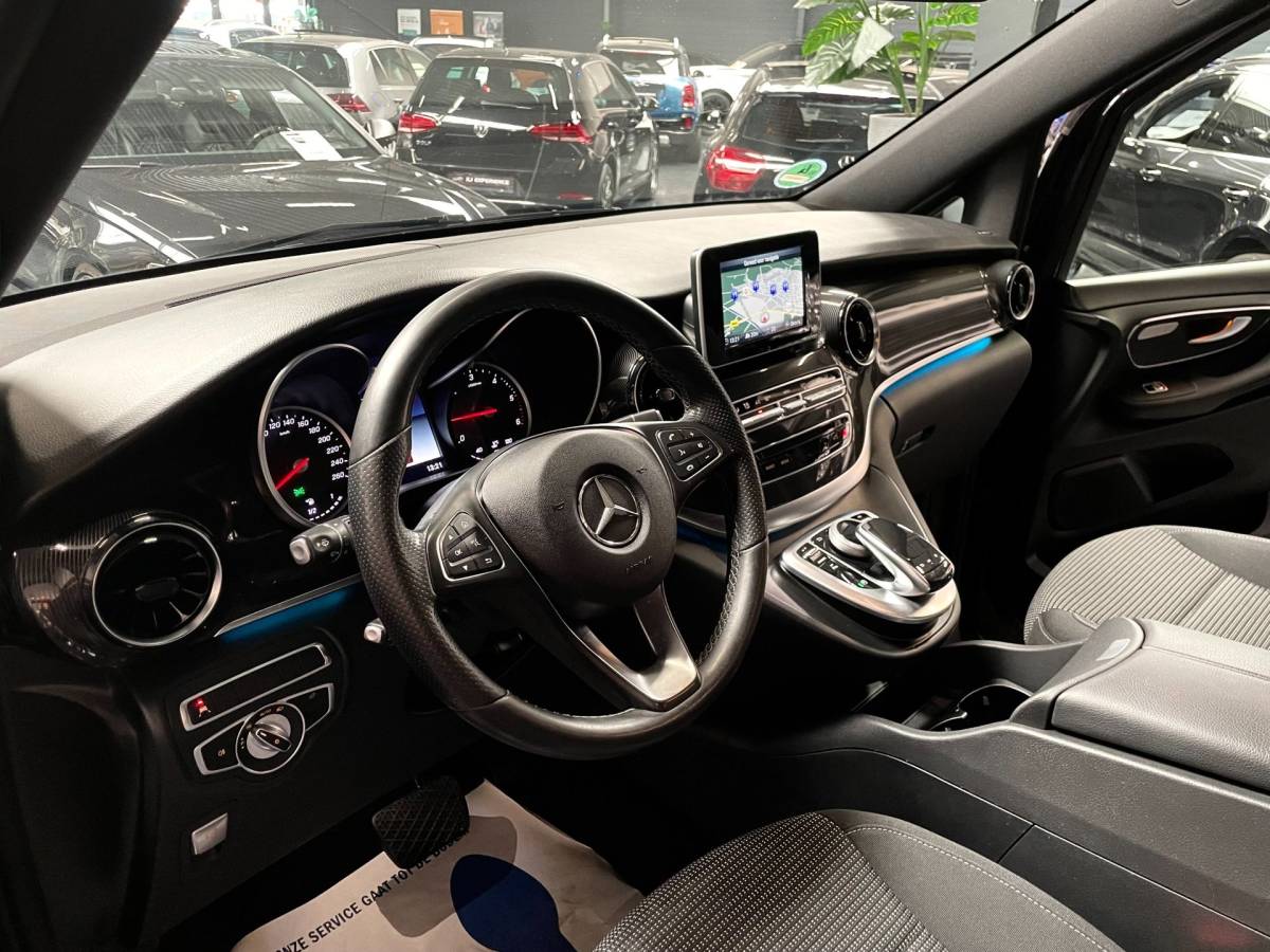 Mercedes-Benz V-Klasse Mercedes-Benz V-KLASSE 300d Lang DC Avantgarde/240 PK/PANO/NAVI/MARGE