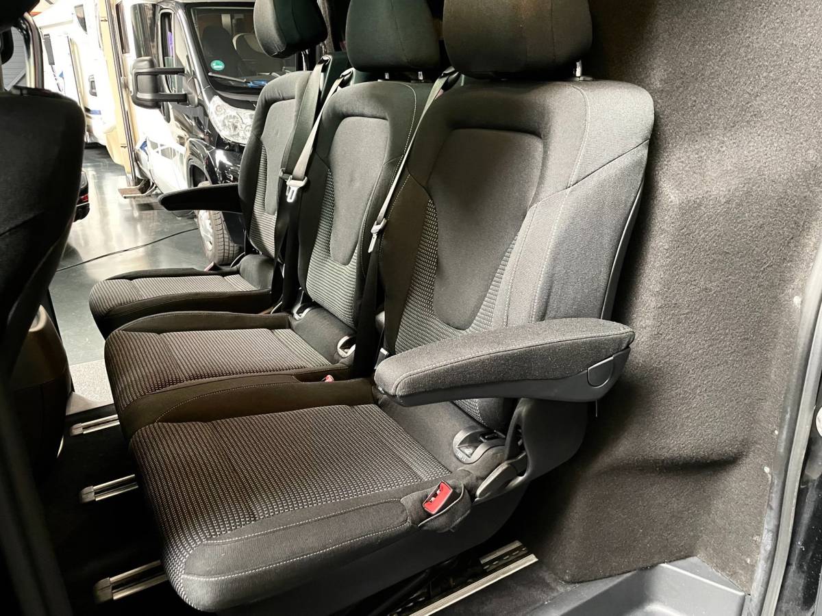 Mercedes-Benz V-Klasse Mercedes-Benz V-KLASSE 300d Lang DC Avantgarde/240 PK/PANO/NAVI/MARGE