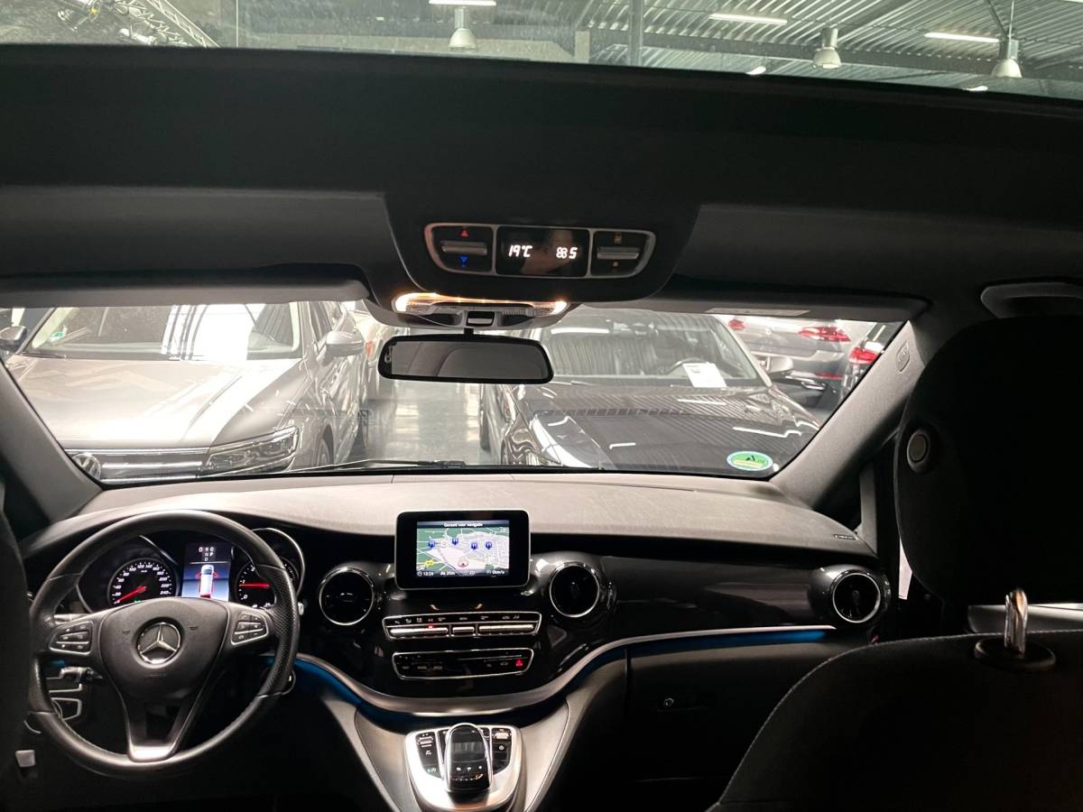 Mercedes-Benz V-Klasse Mercedes-Benz V-KLASSE 300d Lang DC Avantgarde/240 PK/PANO/NAVI/MARGE