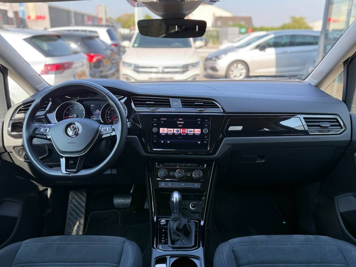 Volkswagen Touran Volkswagen Touran 1.5 TSI Highline Business 7p | Elek. klep