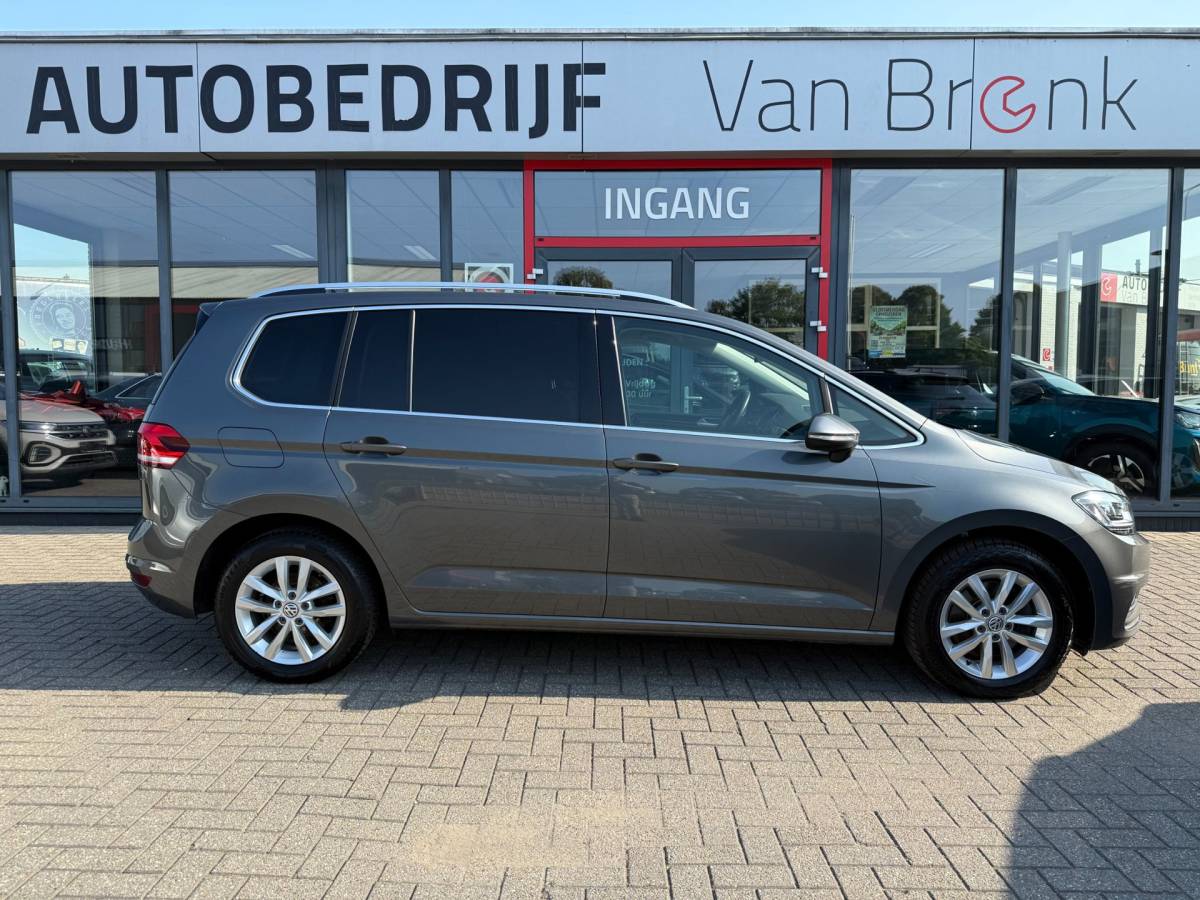 Volkswagen Touran Volkswagen Touran 1.5 TSI Highline Business 7p | Elek. klep