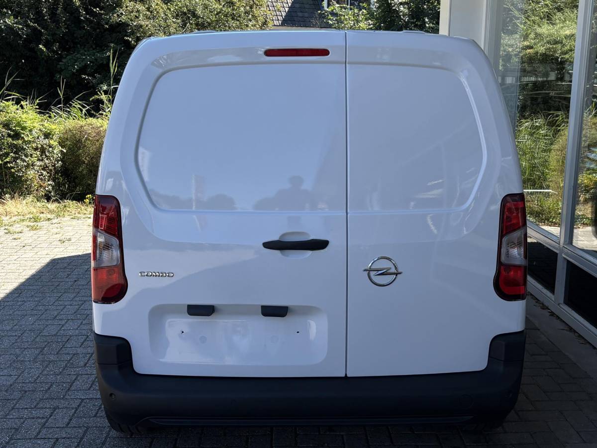 Opel Combo Opel Combo 1.5 BlueHDi 100 S&S L1 | Apple Carplay/Android Auto | Parkeeersensoren | Cruise Control | Zijschuifdeur rechts | Airconditioning