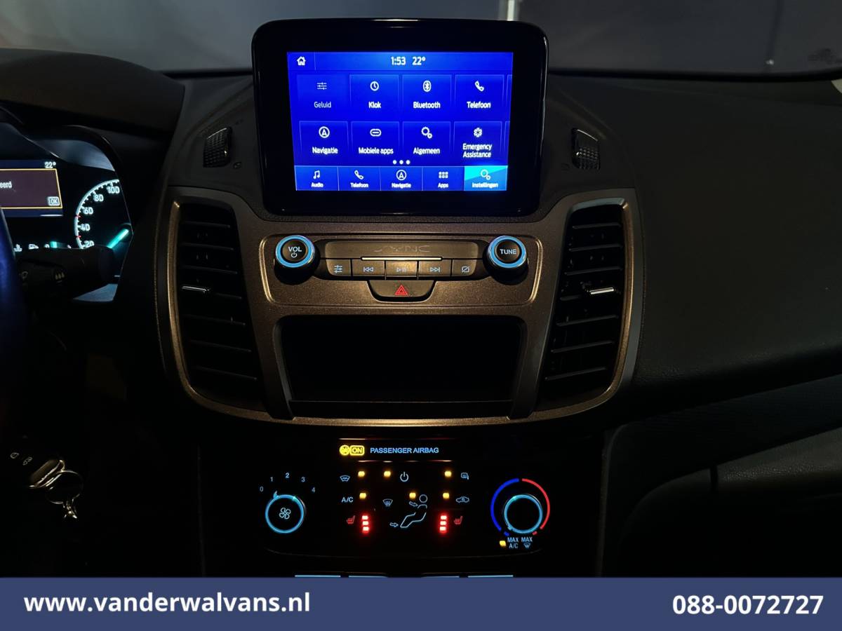 Ford Transit Connect Ford Transit Connect 2.0 EcoBlue 100pk L2H1 Euro6 Airco | Camera | Navigatie | Apple Carplay | LM Velgen Android Auto, Cruisecontrol, Verwarmde voorruit, Stoelverwarming, Parkeersensoren