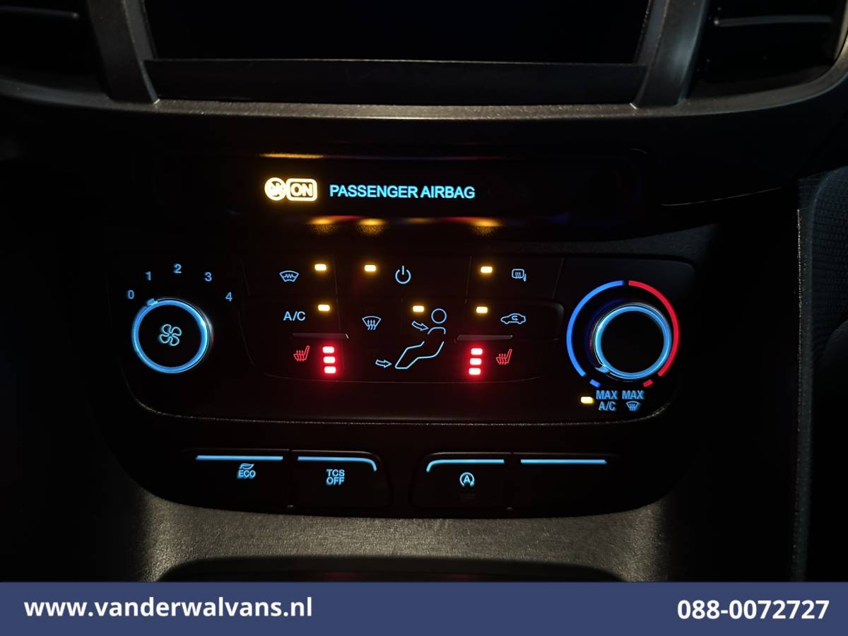 Ford Transit Connect Ford Transit Connect 2.0 EcoBlue 100pk L2H1 Euro6 Airco | Camera | Navigatie | Apple Carplay | LM Velgen Android Auto, Cruisecontrol, Verwarmde voorruit, Stoelverwarming, Parkeersensoren
