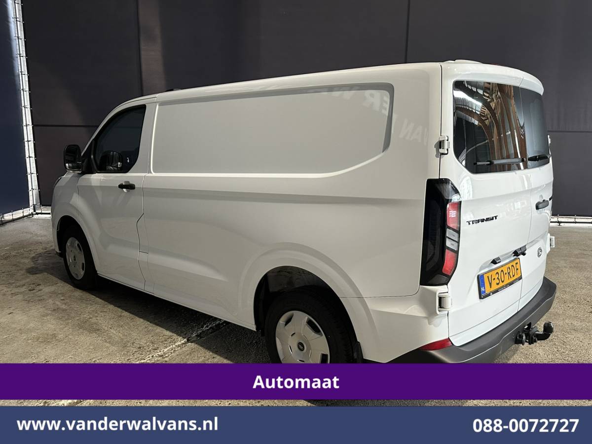 Ford Transit Custom Ford Transit Custom 2.0 TDCI 136pk Automaat L1H1 Euro6 Airco | Camera | Apple Carplay | Cruisecontrol | LED | 2740kg trekhaak Android Auto, Parkeersensoren, Verwarmde voorruit, Bijrijdersbank