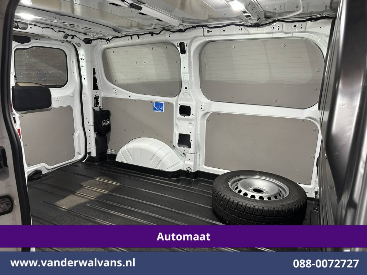 Ford Transit Custom Ford Transit Custom 2.0 TDCI 136pk Automaat L1H1 Euro6 Airco | Camera | Apple Carplay | Cruisecontrol | LED | 2740kg trekhaak Android Auto, Parkeersensoren, Verwarmde voorruit, Bijrijdersbank