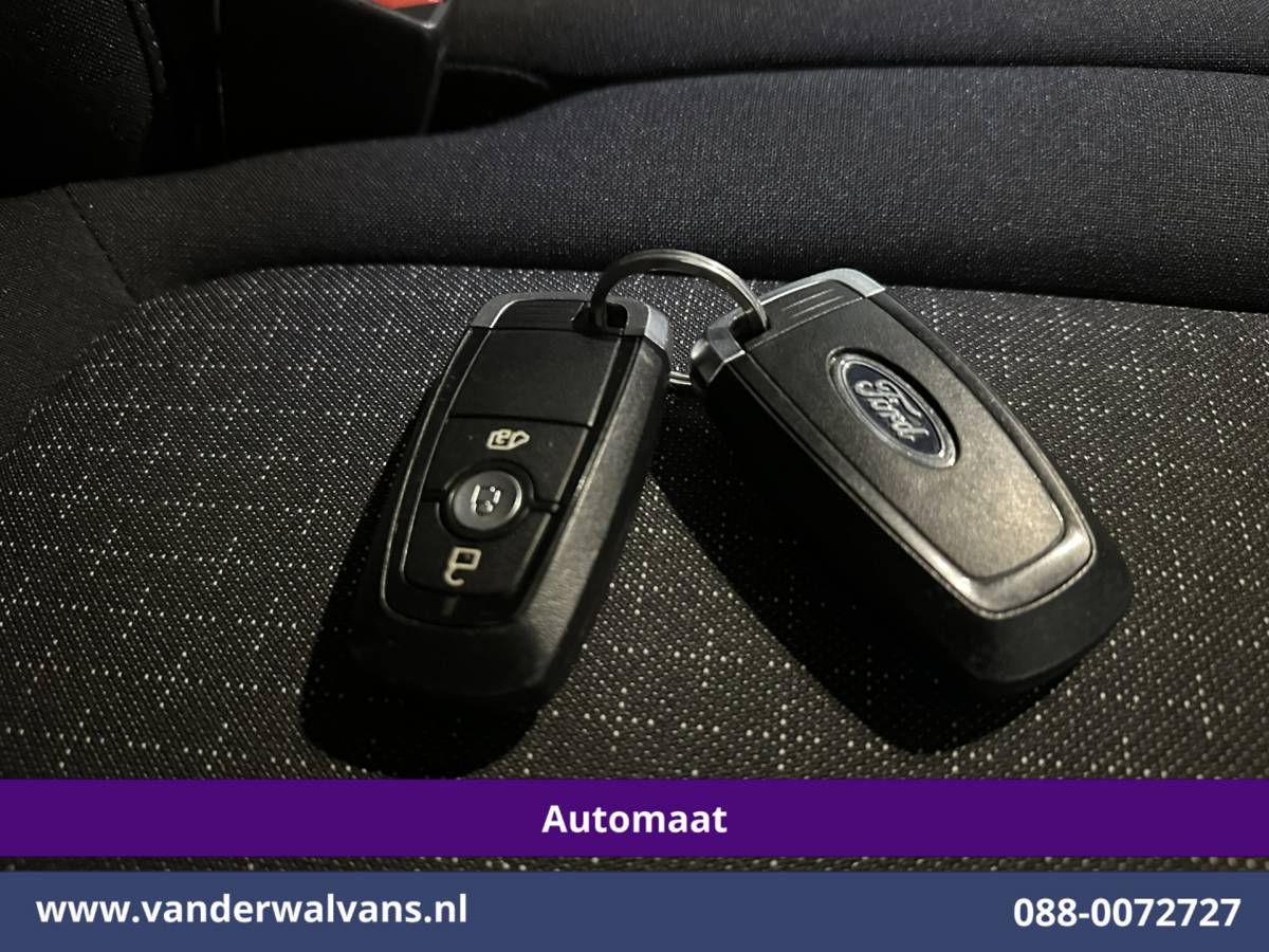 Ford Transit Custom Ford Transit Custom 2.0 TDCI 136pk Automaat L1H1 Euro6 Airco | Camera | Apple Carplay | Cruisecontrol | LED | 2740kg trekhaak Android Auto, Parkeersensoren, Verwarmde voorruit, Bijrijdersbank