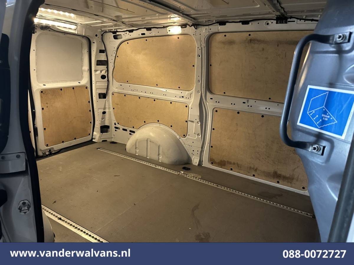Mercedes-Benz Vito Mercedes-Benz Vito 116 CDI 164pk L2H1 Euro6 Airco | Camera | Navigatie | Apple Carplay | Cruisecontrol Android Auto, Stoelverwarming, Parkeersensoren, Bijrijdersbank
