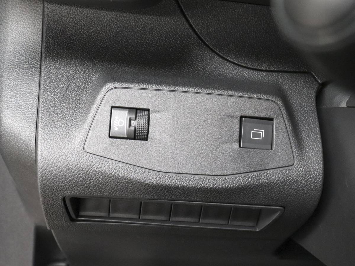 Peugeot Partner Peugeot Partner 1.5 BlueHDi 130PK L2 Automaat Airco Navi Cruise Trekhaak