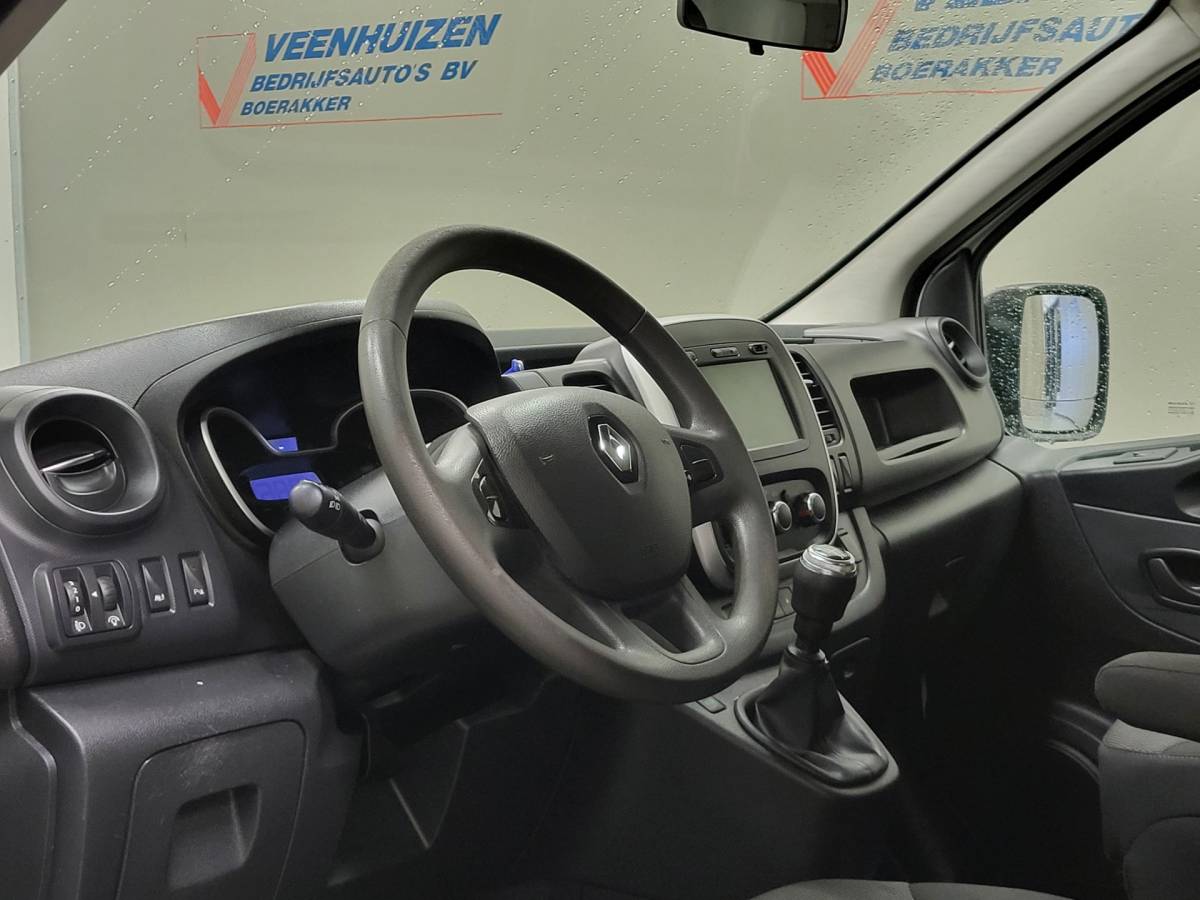 Renault Trafic Renault Trafic 2.0dCi 120pk Euro 6!