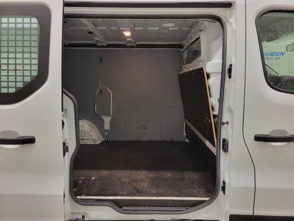 Renault Trafic Renault Trafic 2.0dCi 120pk Euro 6!