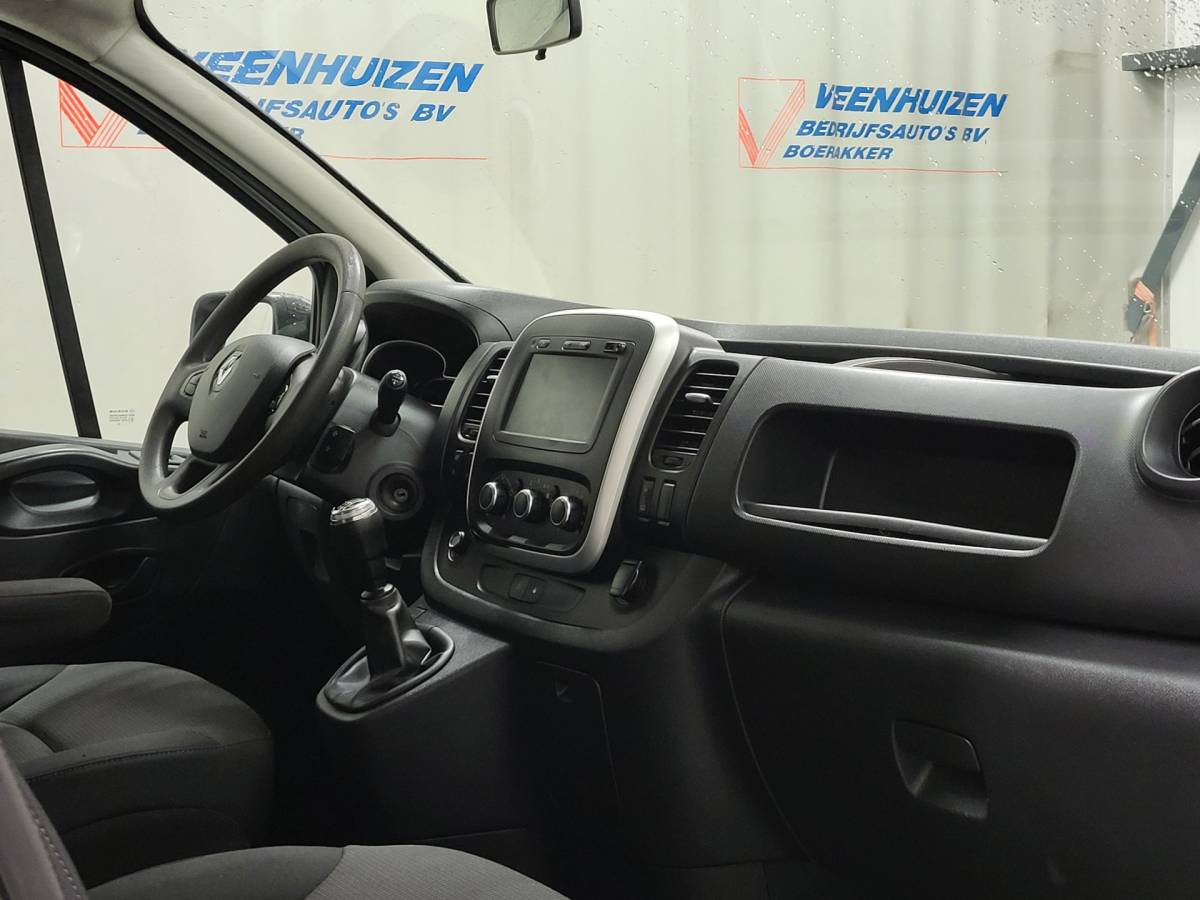Renault Trafic Renault Trafic 2.0dCi 120pk Euro 6!