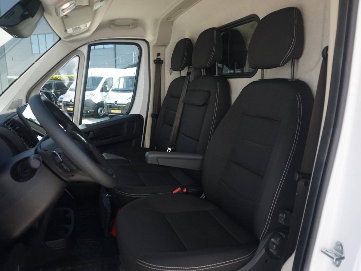 Opel Movano-e Opel Movano Electric 3.5t L4H2 Zwaar 110 kWh DPD