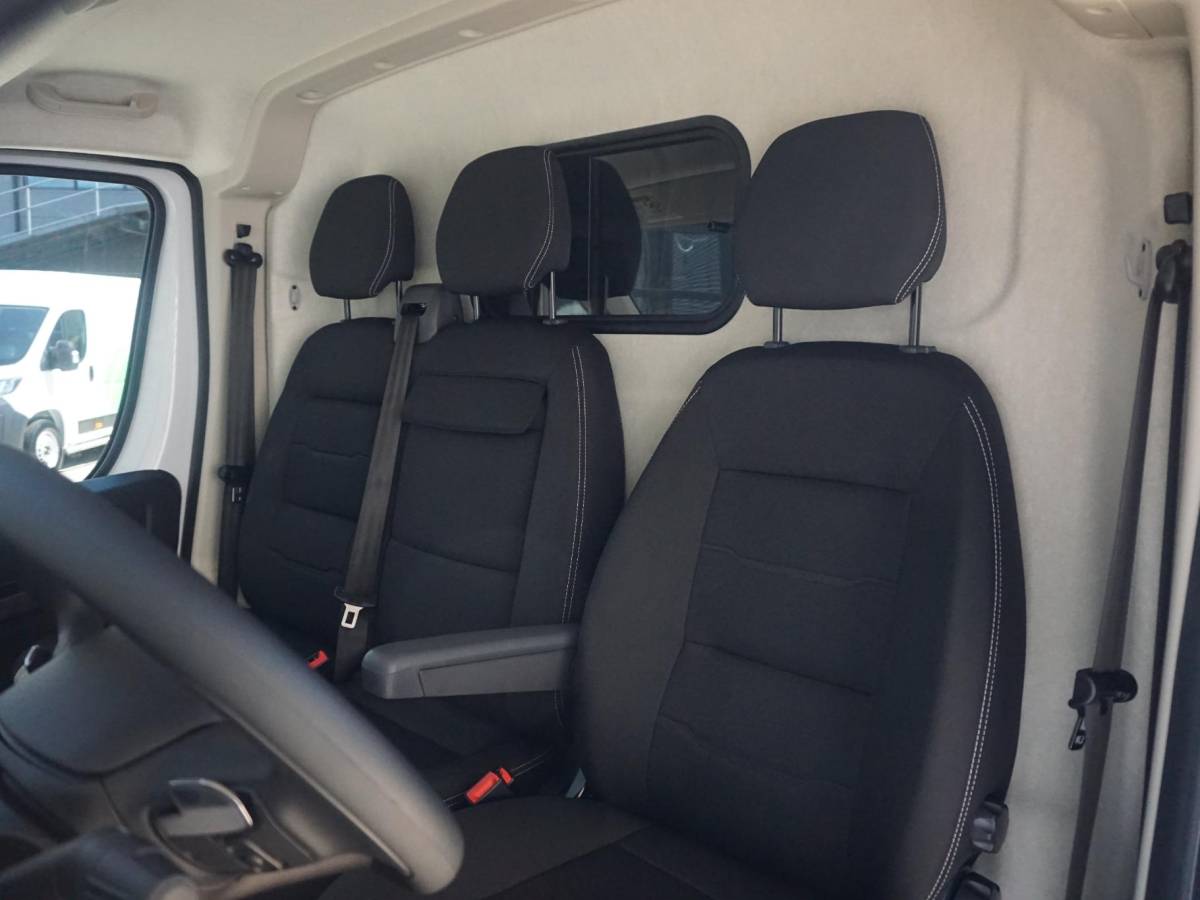 Opel Movano-e Opel Movano Electric 3.5t L4H2 Zwaar 110 kWh DPD